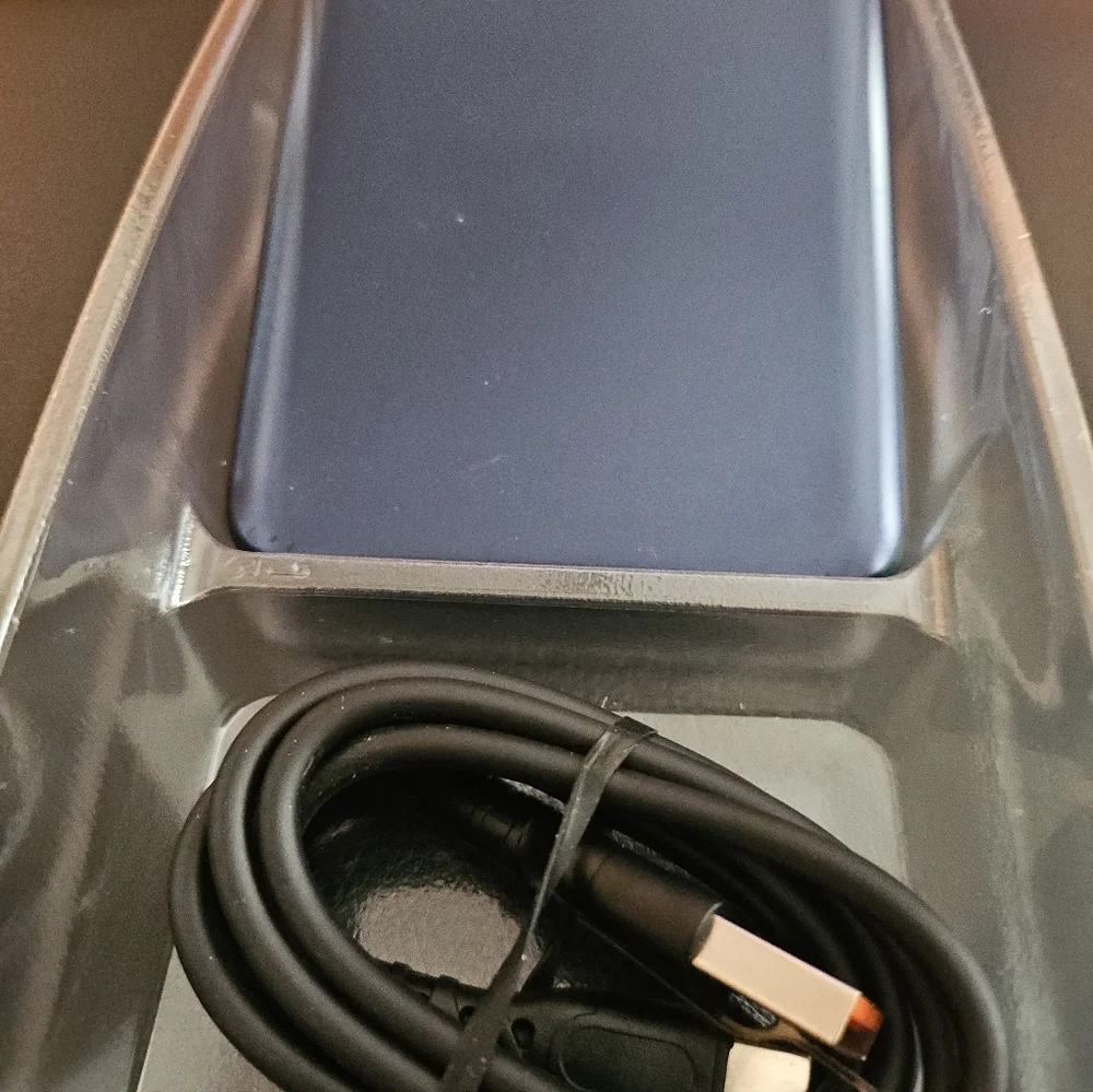 Motorola Smartphone 64GB with Blue Display